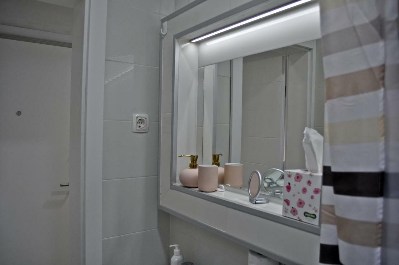 Апартаменти Apartman Dina Тузла Екстер'єр фото